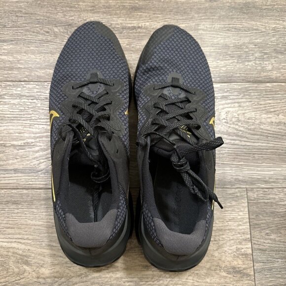 NIKE Renew Run 2 Running Shoes Sneakers Black Metallic Gold Men\'s Size 15 main image 4